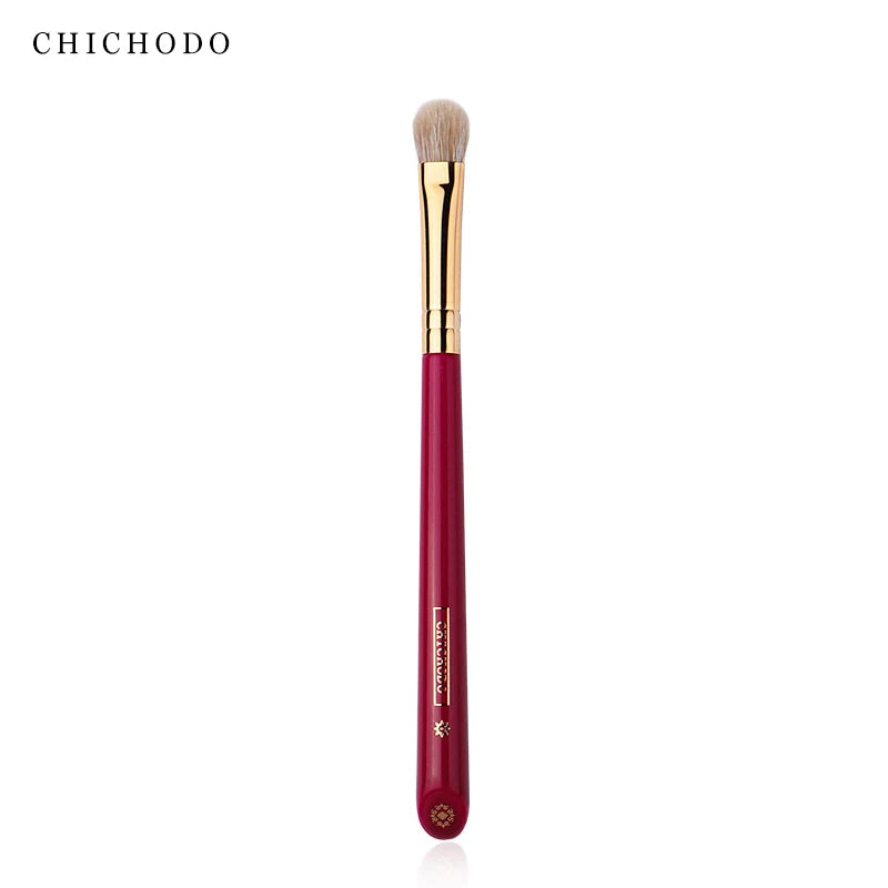 CHICHODO Animal Hair Makeup Brush - Wood Handle Beauty Tool