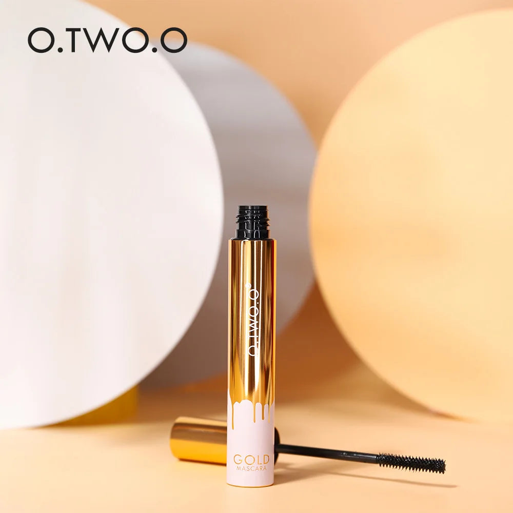 O.TWO.O 3D Lengthening Mascara - Black Lash Extension Look