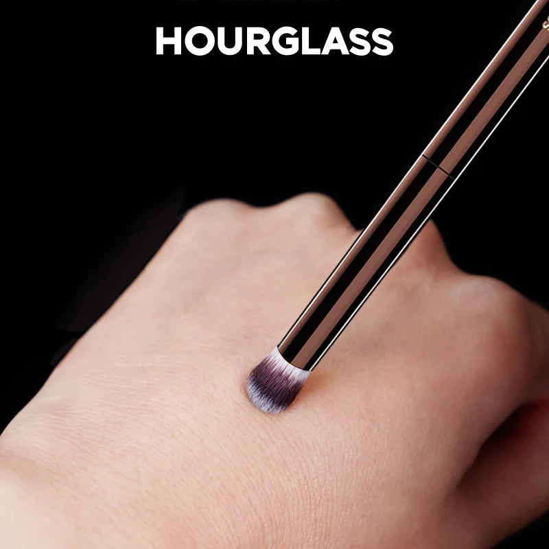 Hourglass-Style Sculpting Makeup Brush - Powder and Eye Tool