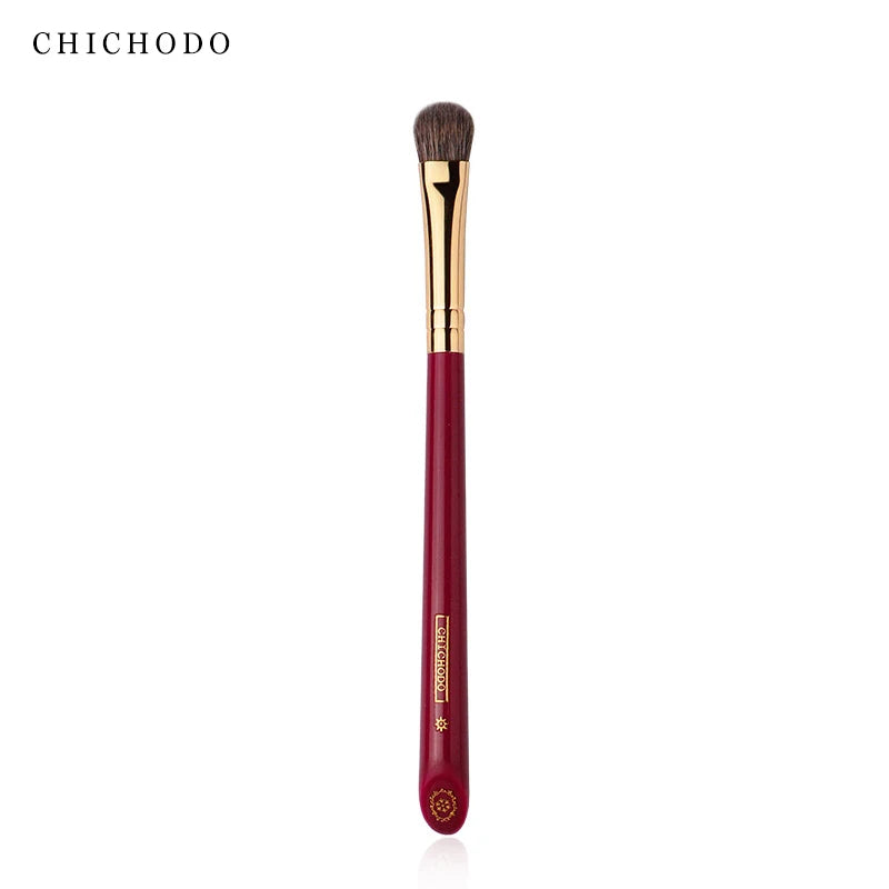 CHICHODO Animal Hair Makeup Brush - Wood Handle Beauty Tool