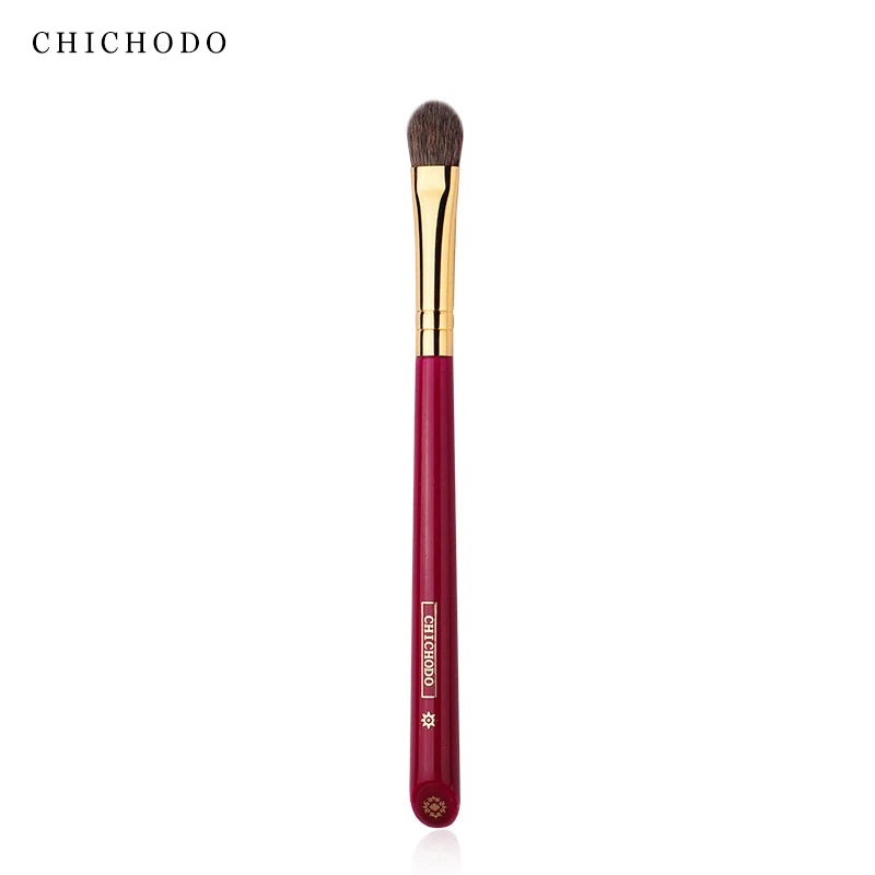CHICHODO Animal Hair Makeup Brush - Wood Handle Beauty Tool