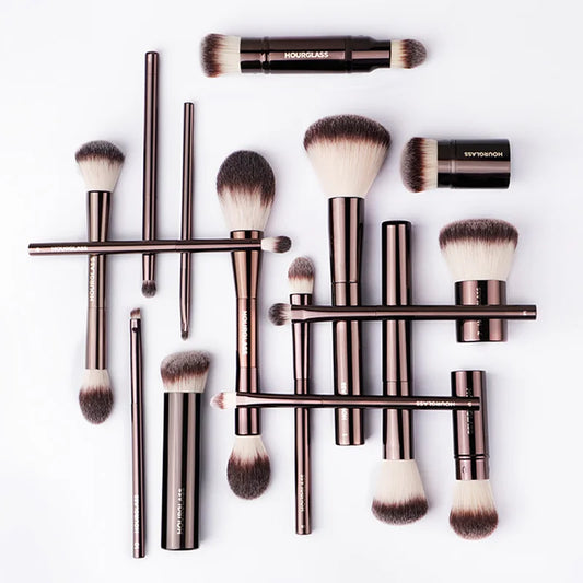 Hourglass-Style Sculpting Makeup Brush - Powder and Eye Tool