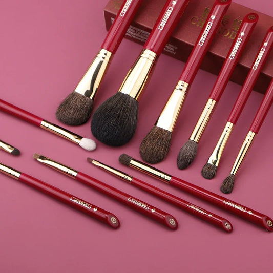 CHICHODO Animal Hair Makeup Brush - Wood Handle Beauty Tool