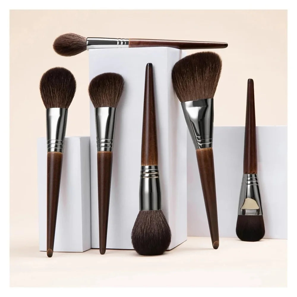 Natural Goat Hair Makeup Brush Set with Travel Case