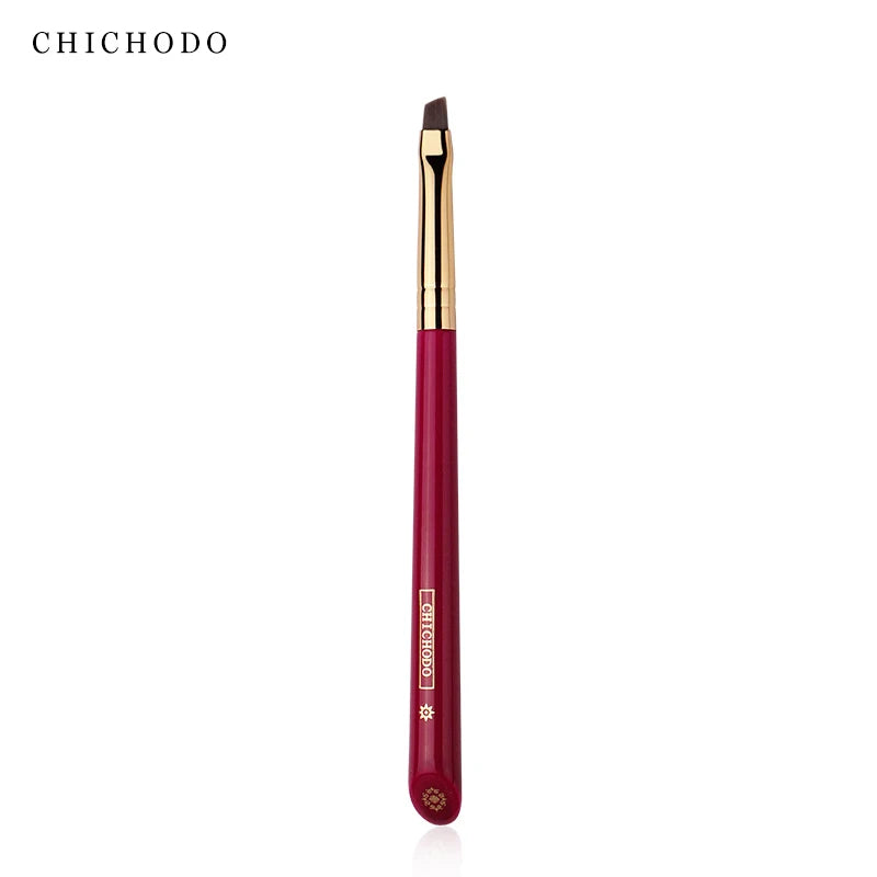 CHICHODO Animal Hair Makeup Brush - Wood Handle Beauty Tool